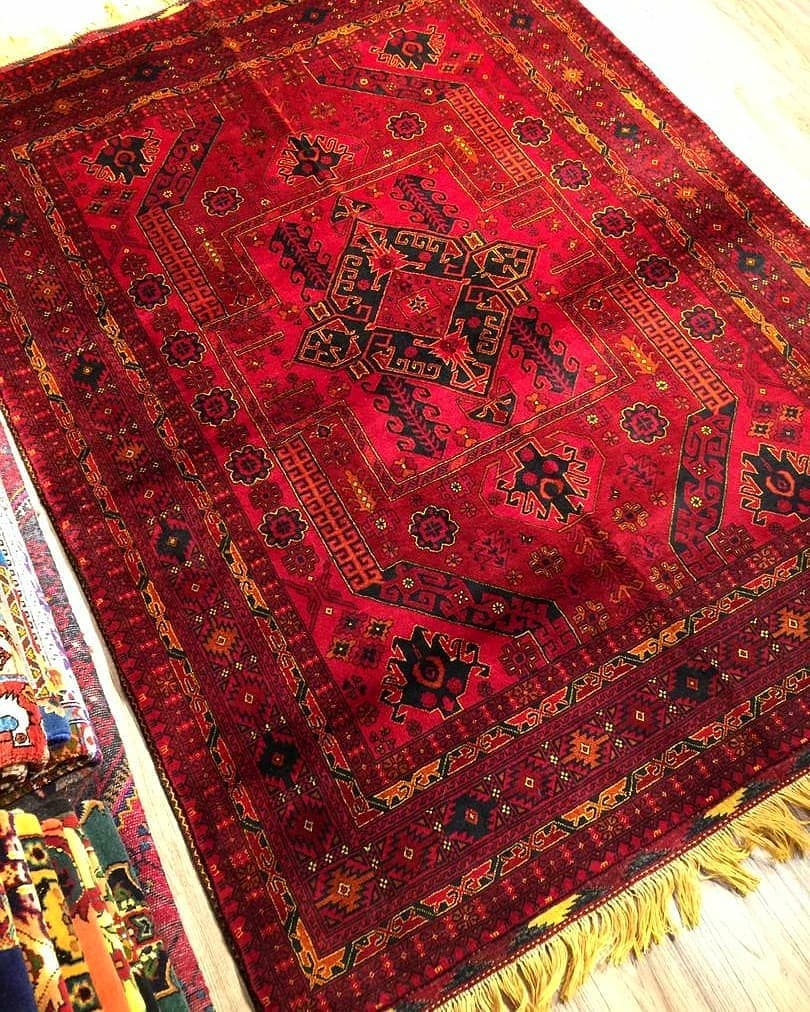 Persian rugs Abu Dhabi