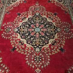 Dubai silk Iranian carpet