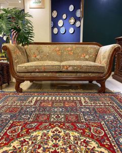 Iranian carpets of Ili and nomadic designs